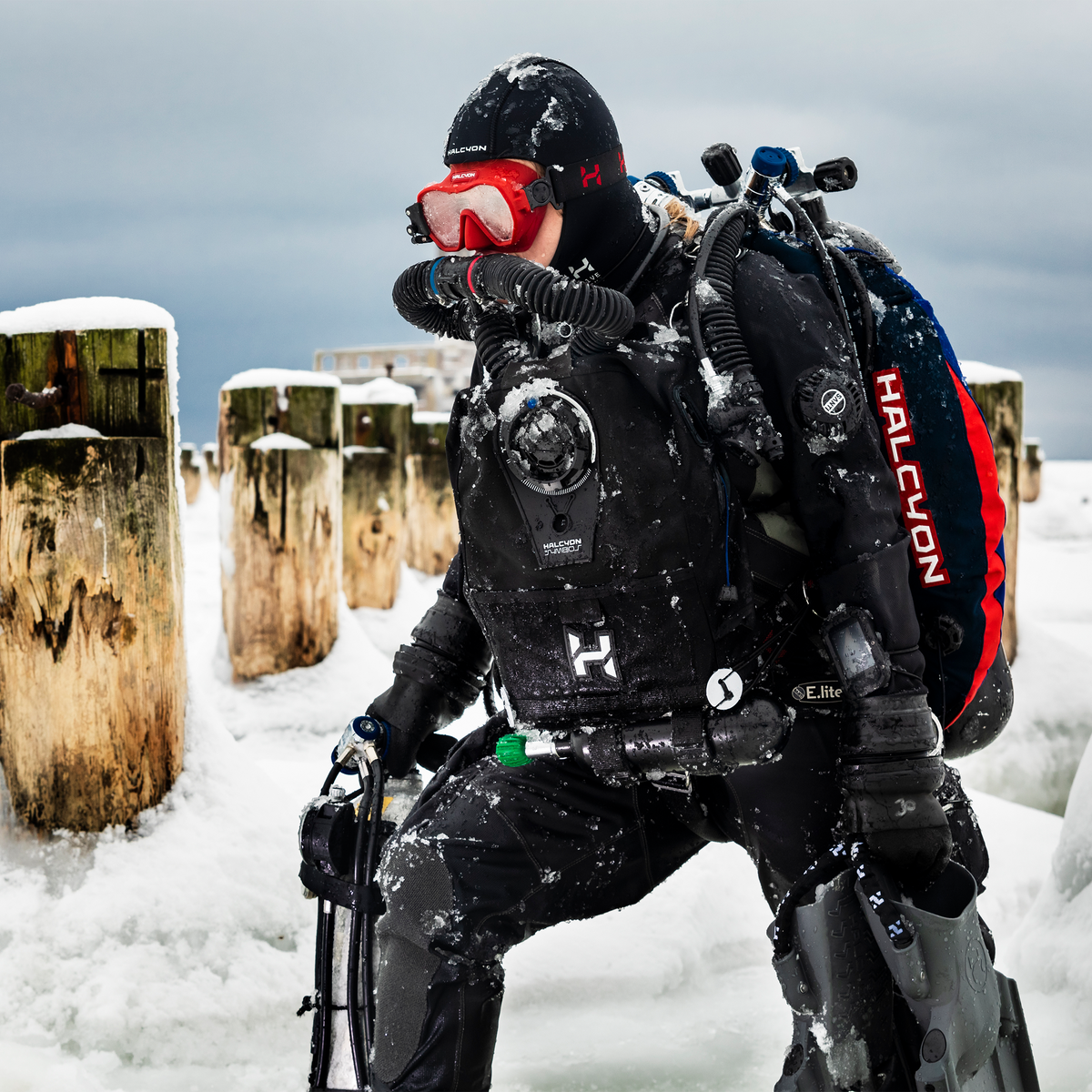 Halcyon Symbios™ Chest Mount Rebreather (CCR)
