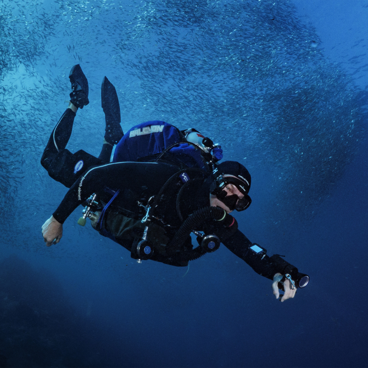 Halcyon Symbios™ Chest Mount Rebreather (CCR)