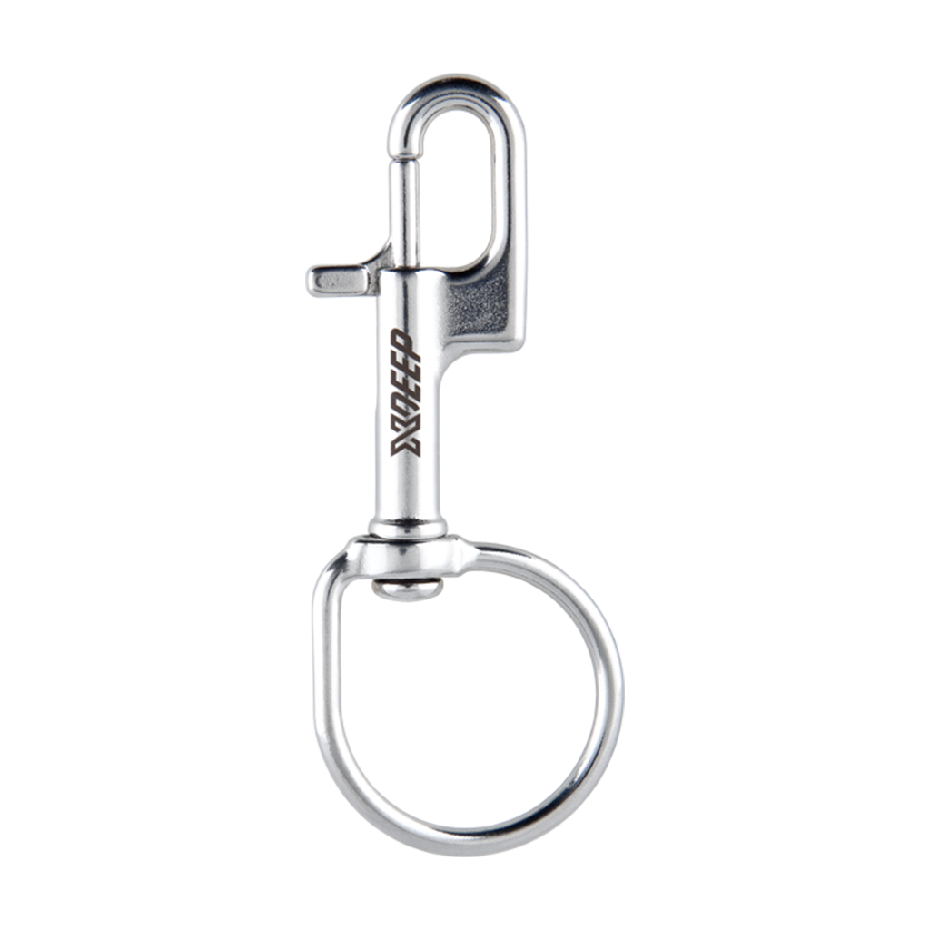 XR_Explorers_X-Deep_Large_bolt_snap_Closeup