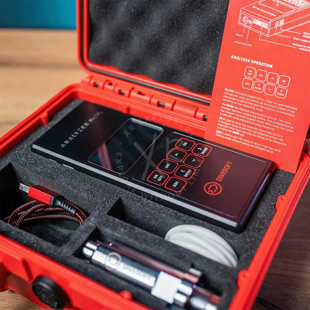 Black handheld divesoft analyzer with red illuminated buttons touchscreen for professional he o2 kit use