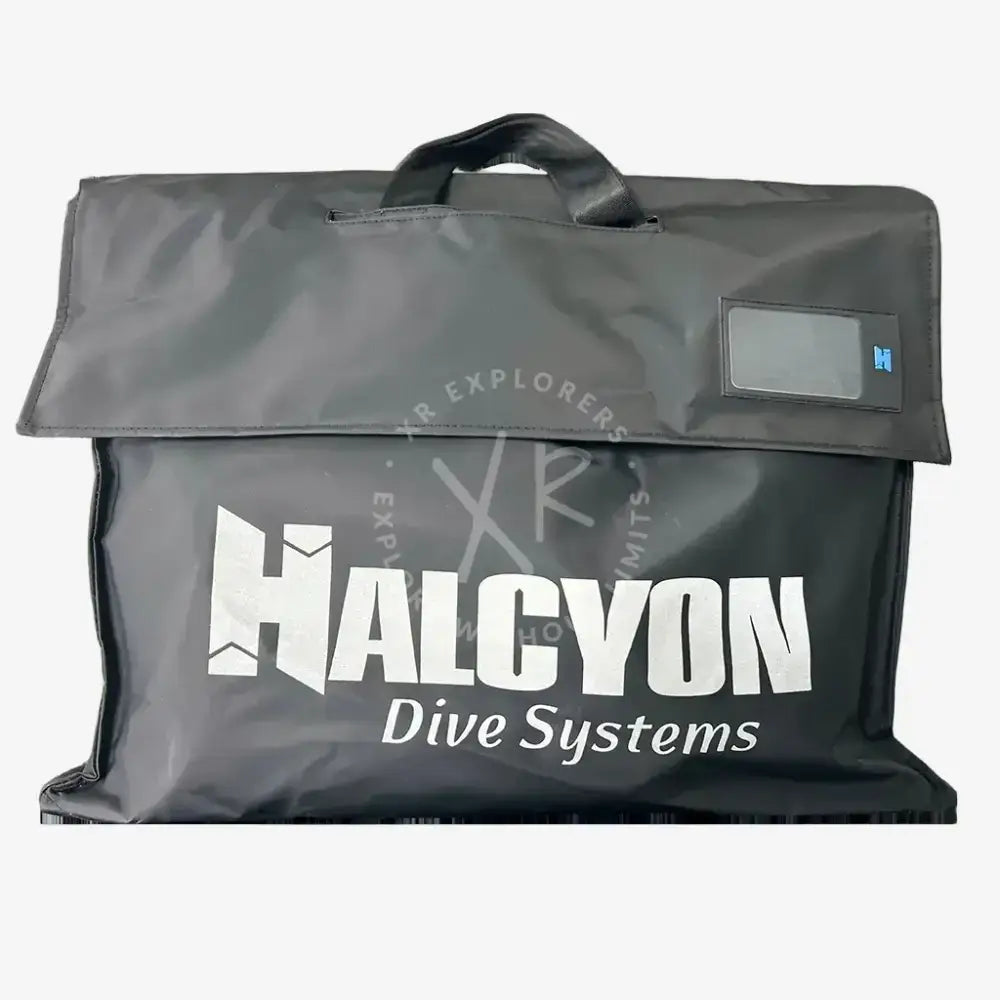 XR_Explorers_Halcyon_Traverse_Bag_Front
