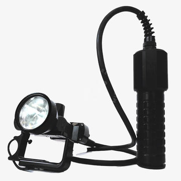 Halcyon focus 2.0 primary light black industrial work light with flexible coiled cord and textured grip handle