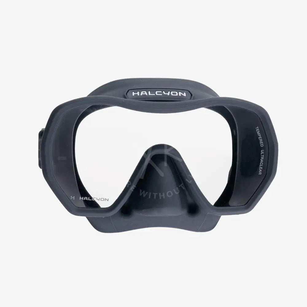 Black halcyon omnis mask with clear tempered ultra-clear lens and ergonomic silicone frame for diving use