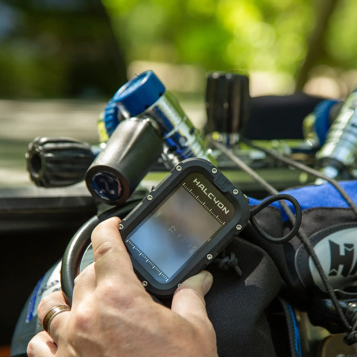Halcyon Symbios™ Tank Pod – Wireless Transmitter with Trim Analysis - Transmitters