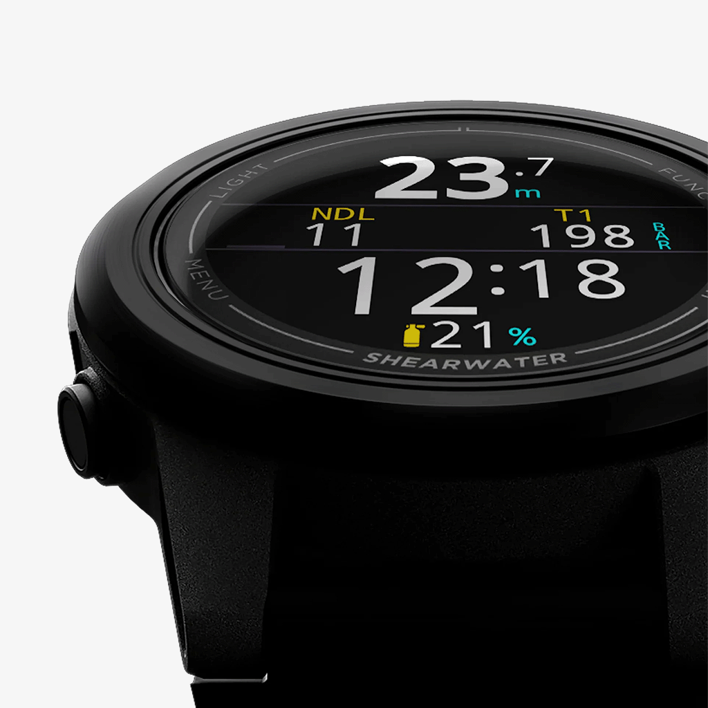 Bright 1.3" AMOLED display on the Shearwater Tern - Available in Kuwait and Saudi